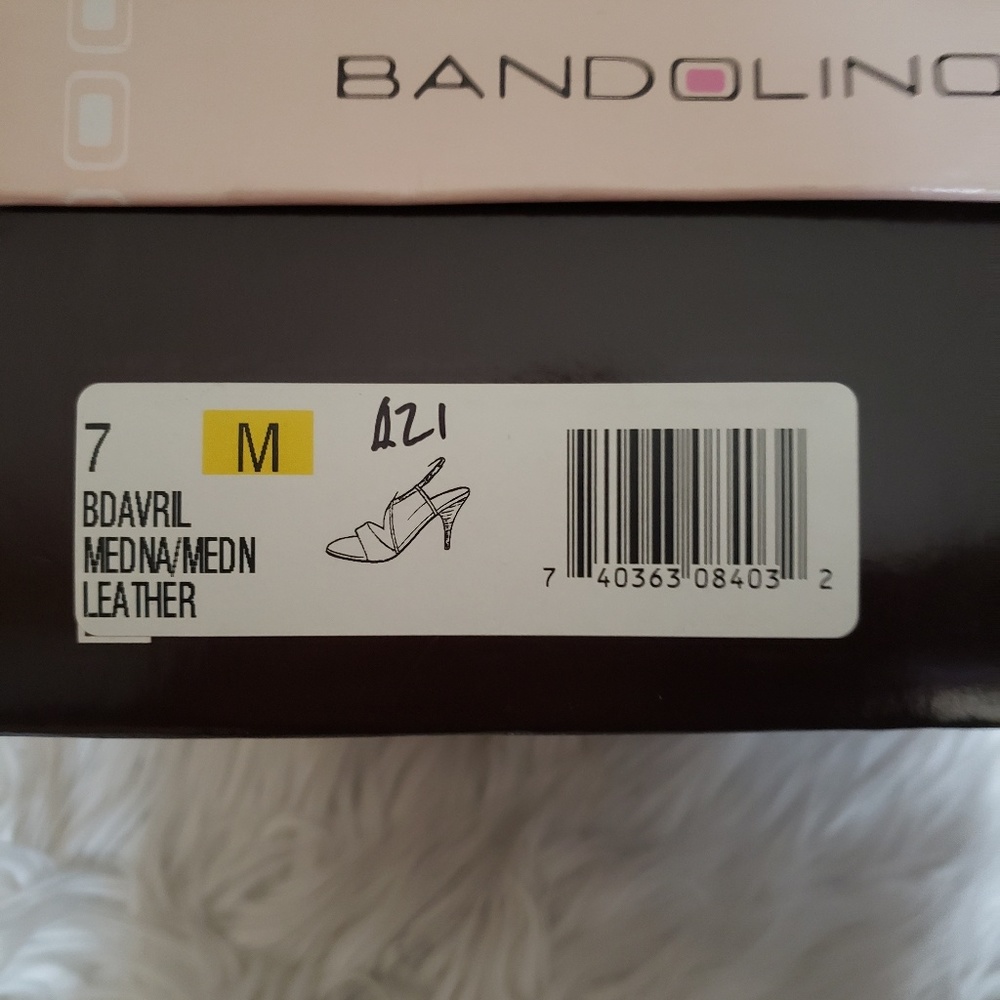 Tan Heels - Picture 5 of 5